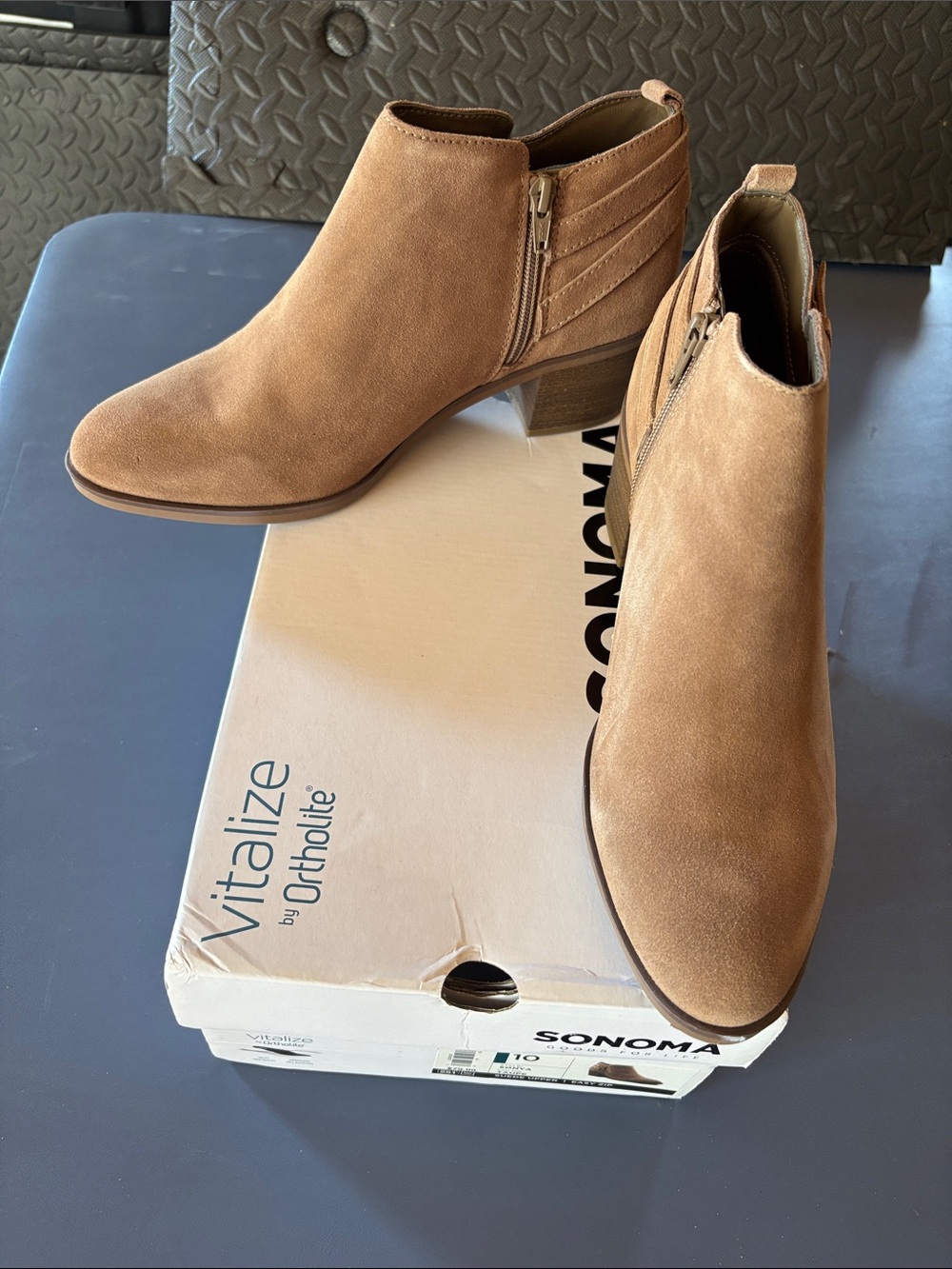 Sonoma Tan Suede Ankle Booties with Side Zip size 10
